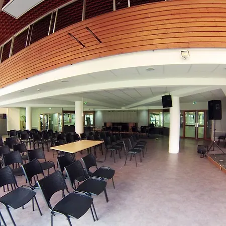 Le Village De Luz Saint Sauveur